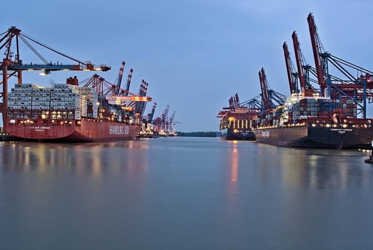 ¿Vas a exportar a crédito? Conoce como un reporte puede salvar tu negocio